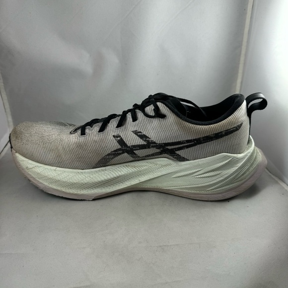 ASICS Superblast Running Shoes - Men's size 12 - Picture 9 of 13